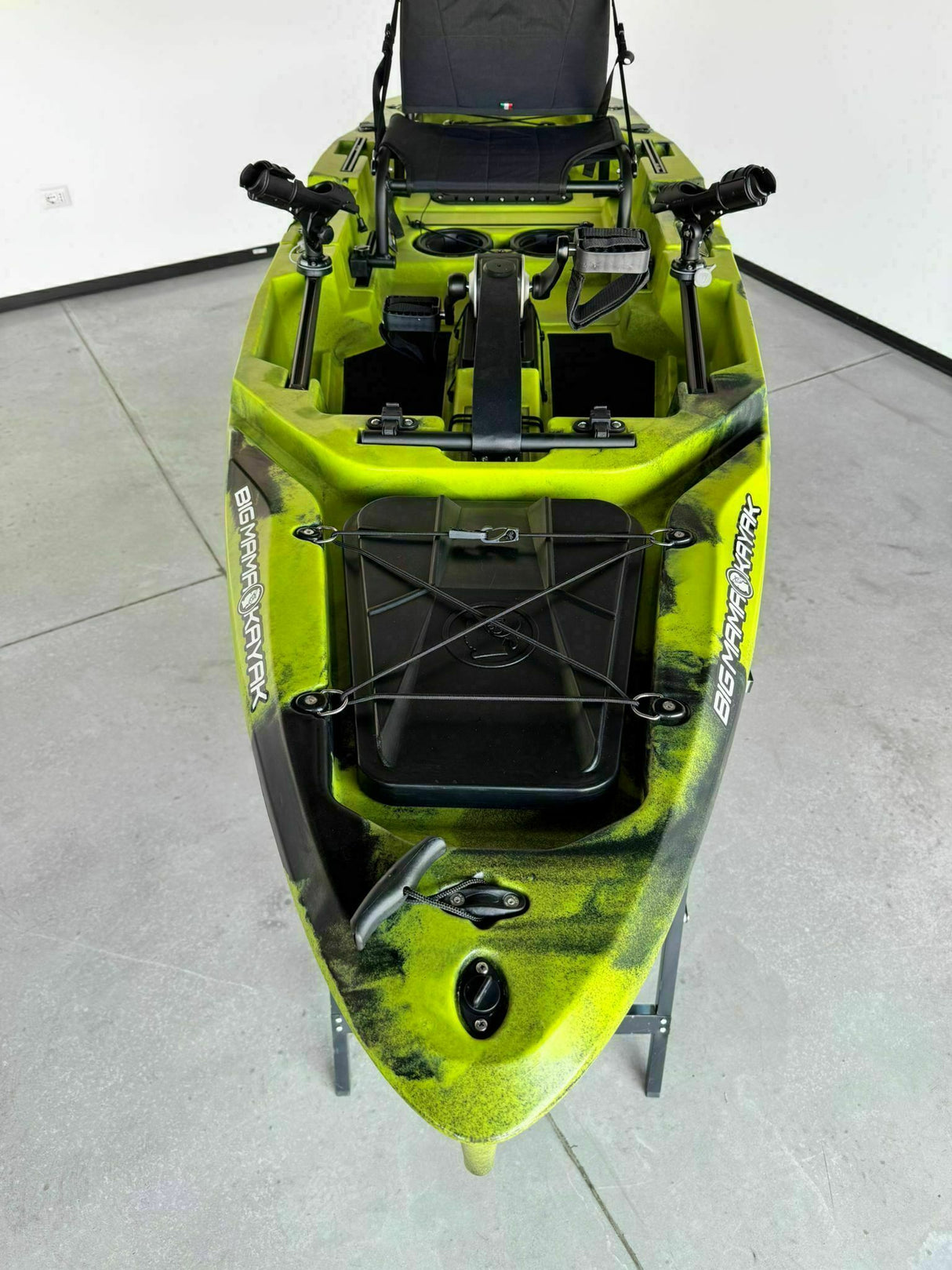 Kayak fishing a Pedali divisibile Big Mama Triken 330 Live S, con ruote e vasca del vivo