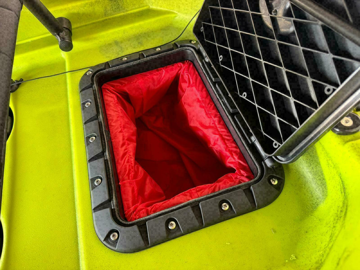 Kayak fishing a Pedali divisibile Big Mama Triken 330 Live S, con ruote e vasca del vivo - SCAFO GRIGIO NERO, gavone GIALLO