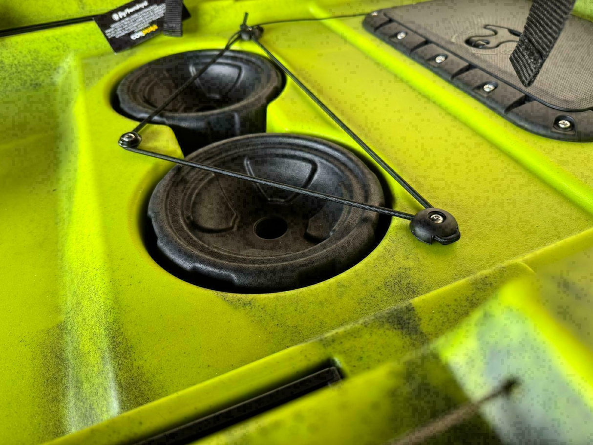 kayak fishing a Pedali divisibile Big Mama Triken 330 Live S, con ruote e vasca del vivo + ecoscandaglio Garmin Striker Vivid 7SV + kit braccetto display