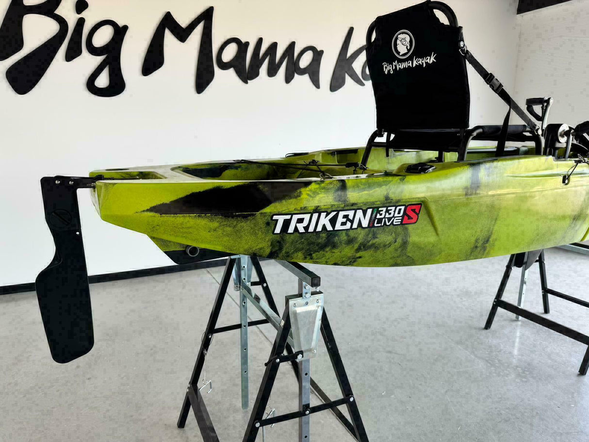 Kayak fishing a Pedali divisibile Big Mama Triken 330 Live S, con ruote e vasca del vivo - SCAFO GRIGIO NERO, gavone ROSSO