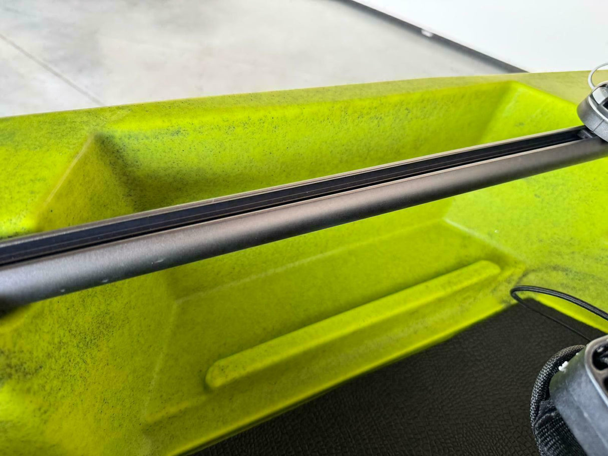Kayak fishing a Pedali divisibile Big Mama Triken 330 S live, con ruote e vasca del vivo