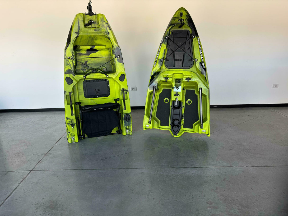 Kayak fishing a Pedali divisibile Big Mama Triken 330 Live S, con ruote e vasca del vivo - SCAFO GRIGIO NERO, gavone ROSSO