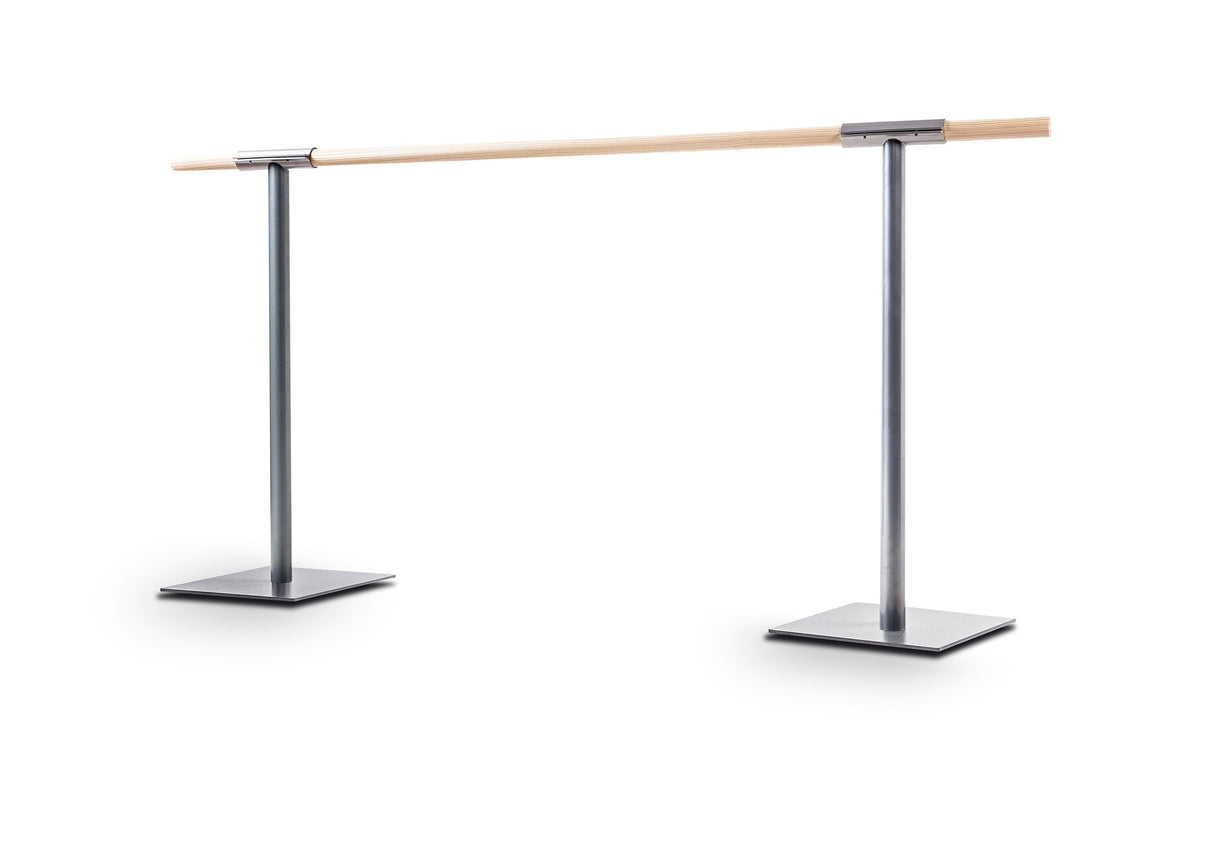 Sbarra Danza Mobile Mod. Avant Senza Ruote Con Una Sbarra In Legno Di Pino Lunghezza 2 Metri - Base In Acciaio Cod.30591822