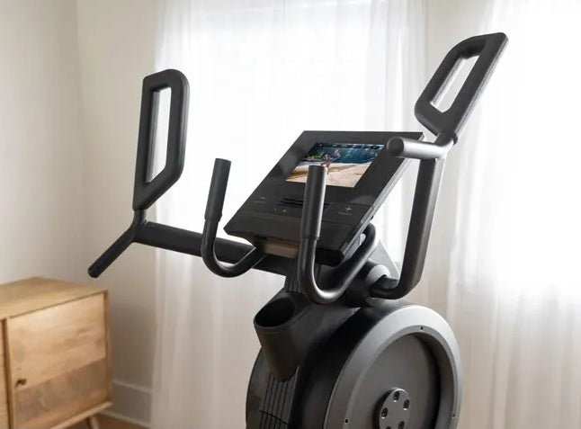 Promo Step Climber Nordictrack cod. NTEL10825-INT - con app Ifit integrata -  22 livelli di resistenza digitale