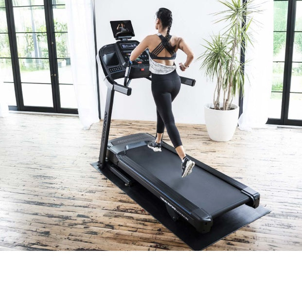 Tapis Roulant Horizon 7.0AT-24 Inclinazione Elettrica - Piano Corsa 152 X 50 Cm  peso max utente 147 kg